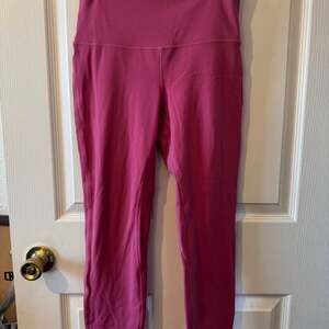 Lululemon Align Super HR Magenta Purple  Size 8